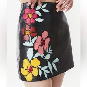 BNWT Alice and Olivia Riley embroidered beaded vegan leather floral skirt sz 12